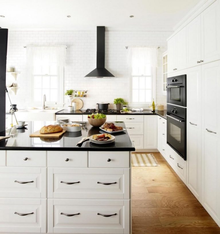 black-and-white-kitchen-1-768x819-6087435