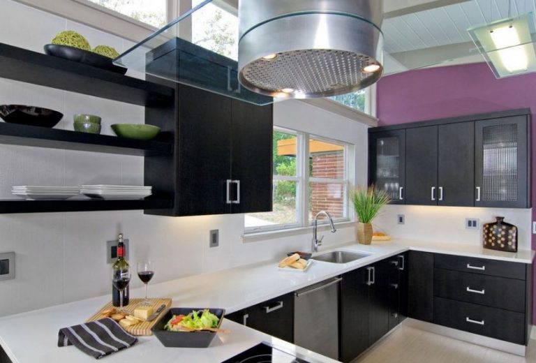 black-and-white-kitchen-27-768x520-6899975