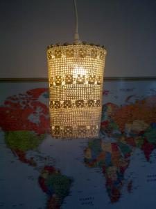 diy-lace-lampshade4-thumbnail-9527753